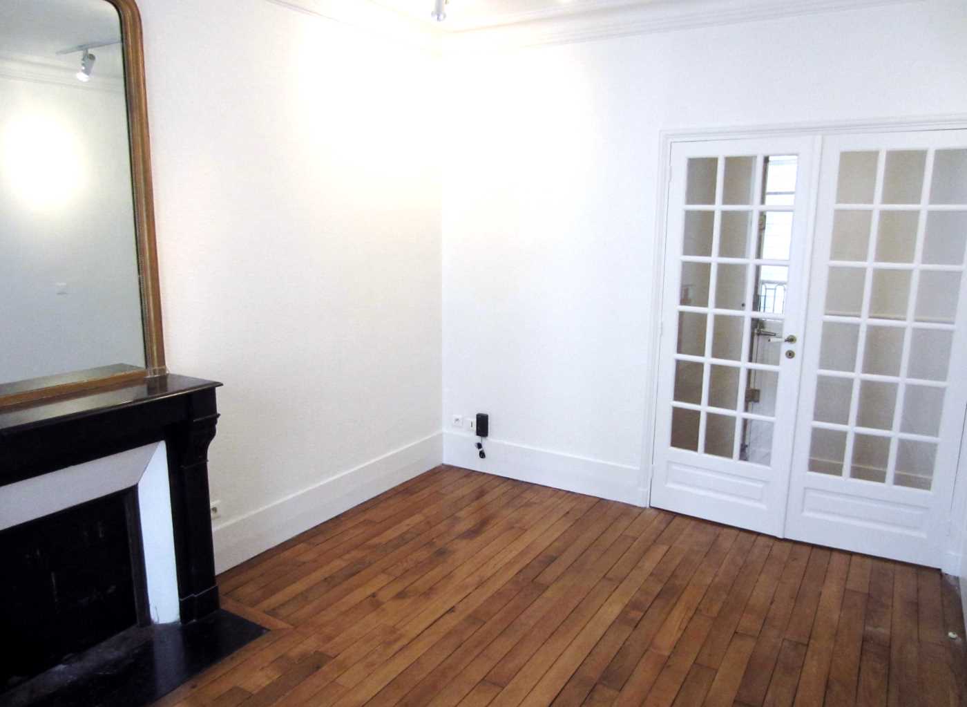 Location Appartement Vide PARIS 7