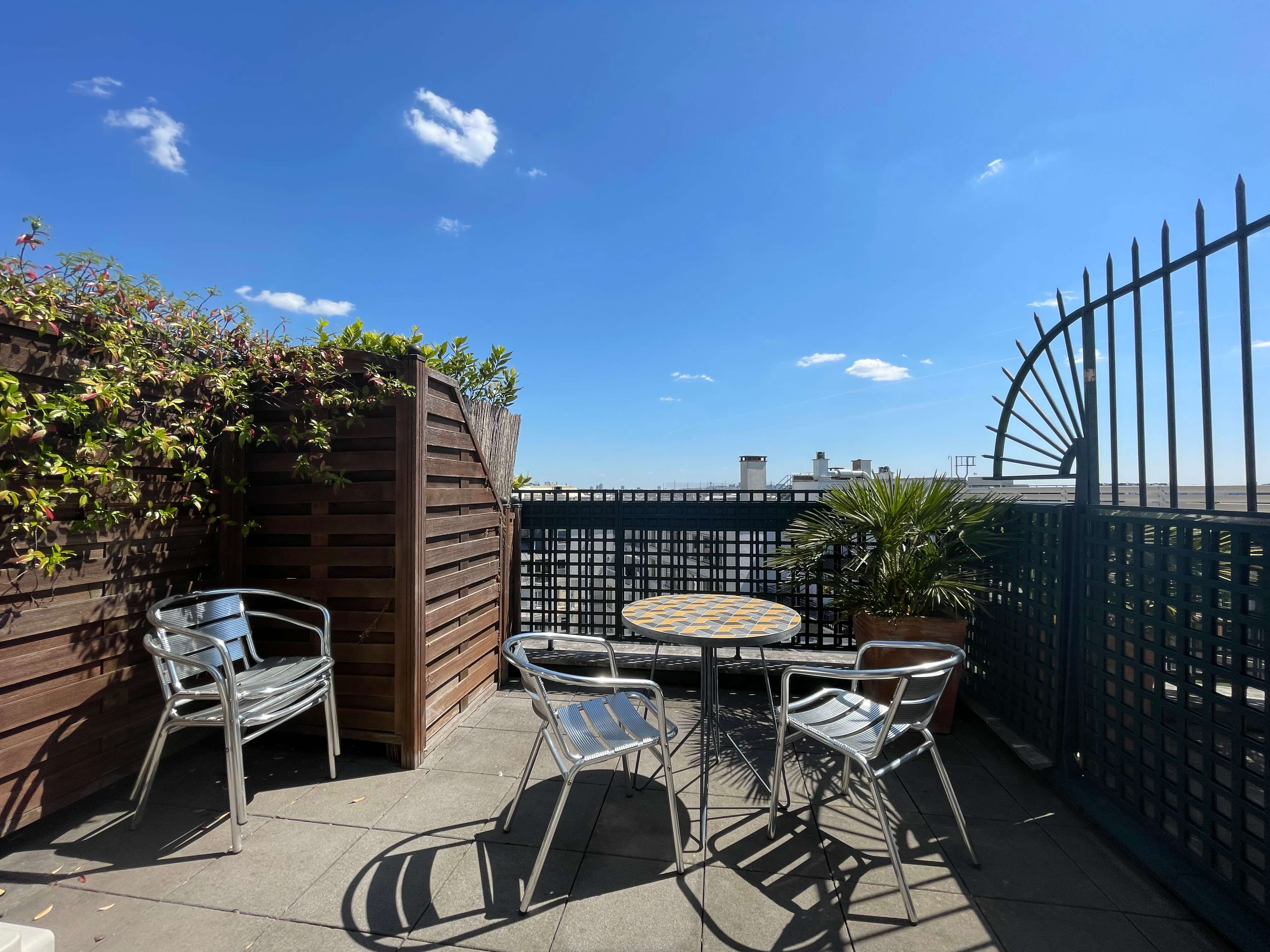 Location Appartement Meublé PARIS